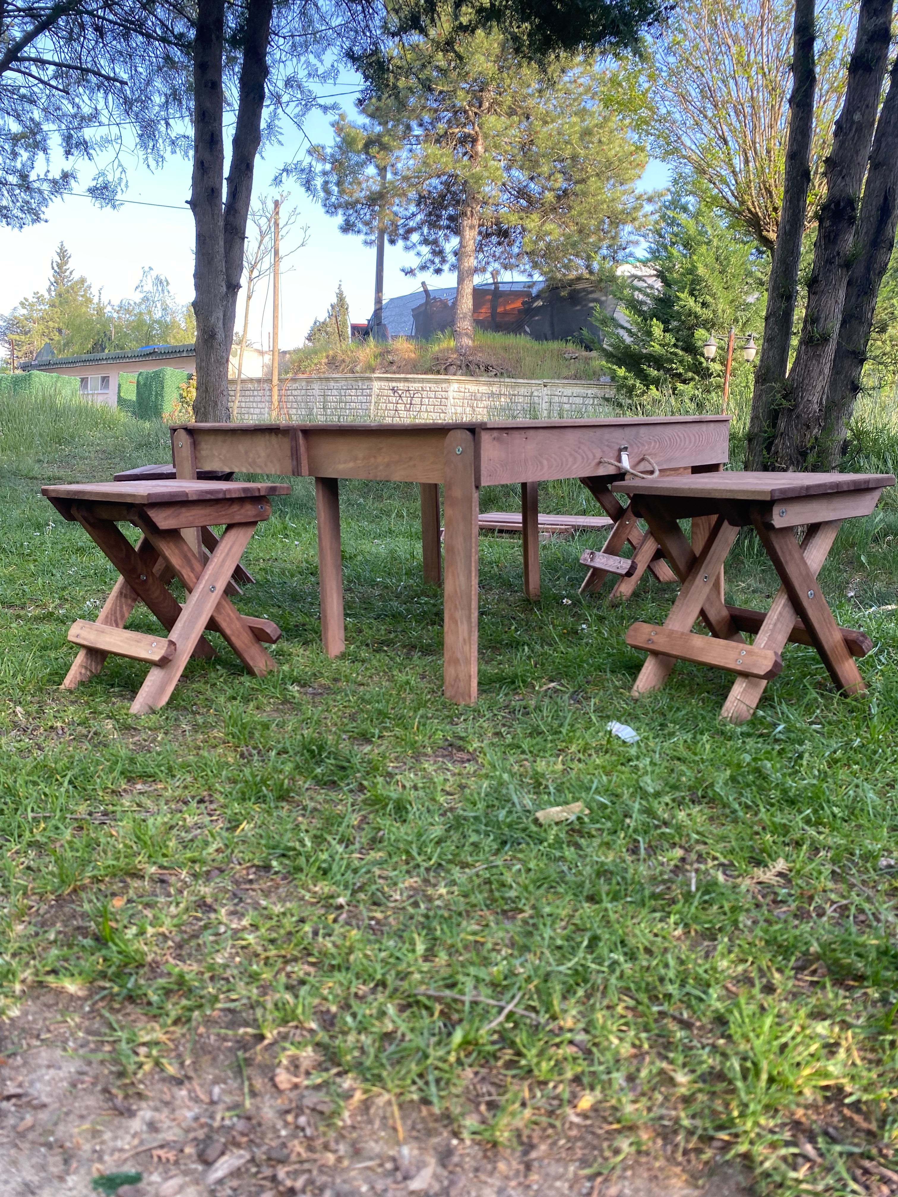 Bavul Tipi Katlanır Masa Sandalye Seti